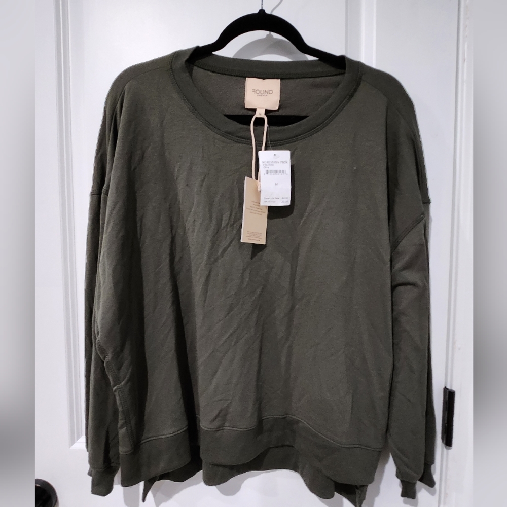 NWT Found Los Angeles top size M